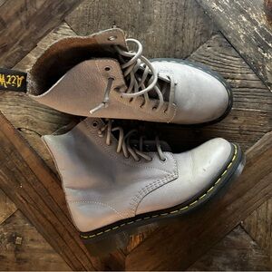 Brown doc martens great condition size 7 women’s